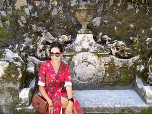 Meet your Posher, Emilia